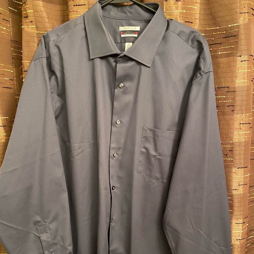 Men’s long sleeve dress shirt